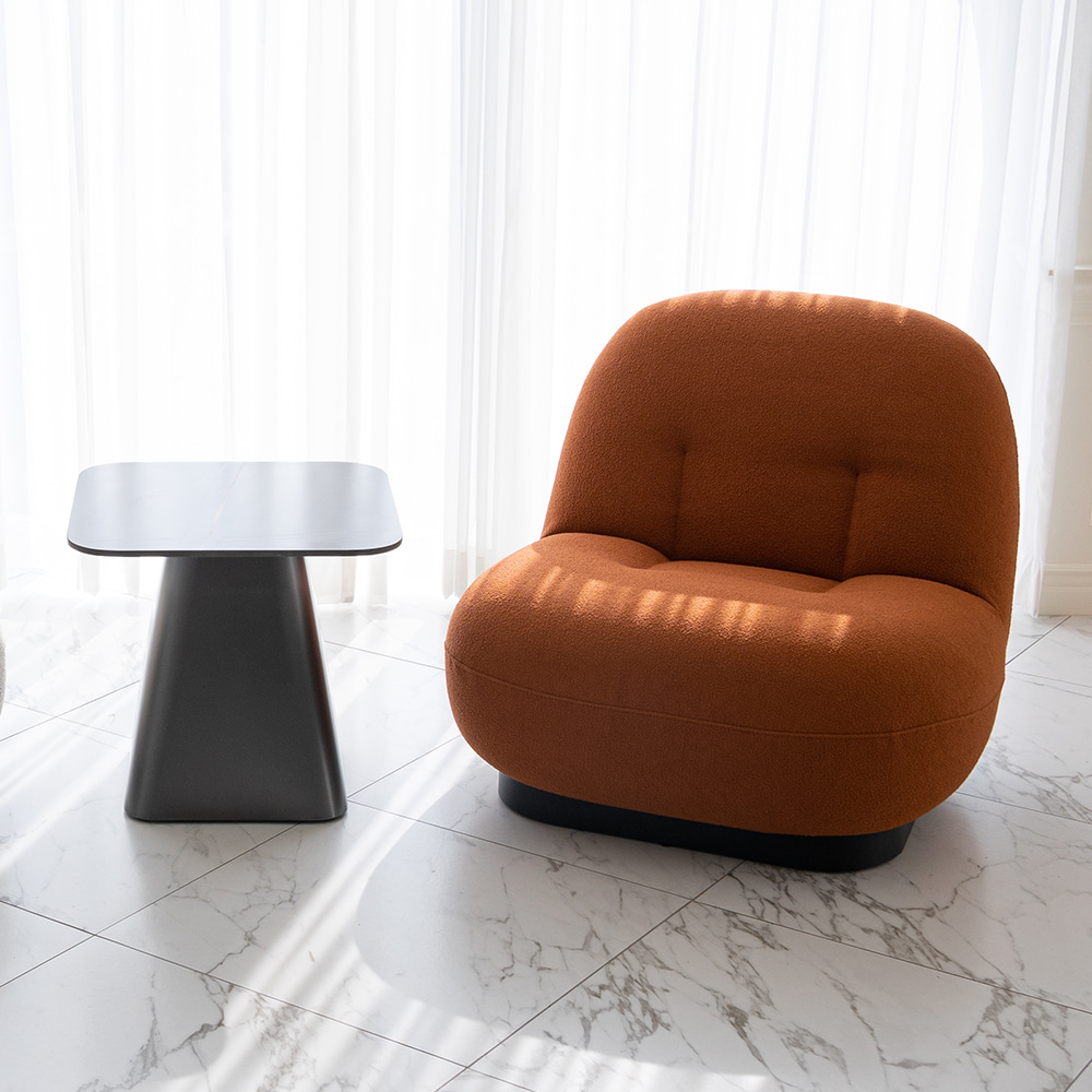 줌 라운지 체어. Zoom lounge chair (카멜)