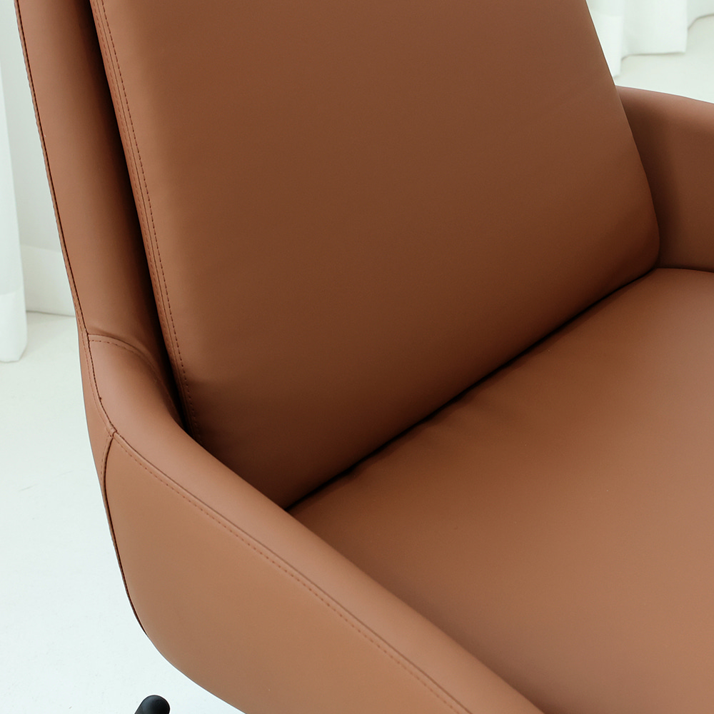 위너 라운지 체어. Winner lounge chair (카멜)